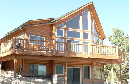 Twin Lakes House | Fabulous Views, Sleeps 8, 3 Full Baths, Family-Friendly #2025-010