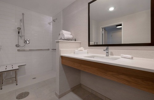 Gateway Hotel | Fairfield Inn & Suites by Marriott Denver Airport at Gateway Park