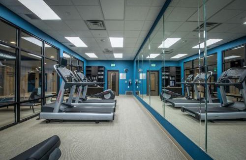 Highland Hotel | Fairfield Inn & Suites by Marriott Denver Downtown