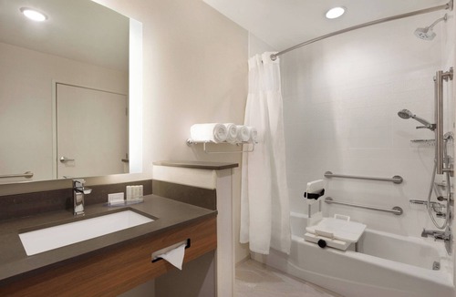 Longmont Hotel | Fairfield Inn & Suites by Marriott Boulder Longmont