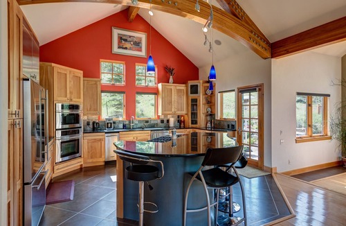 Breckenridge House | Fairview estates custom built gorgeous home!