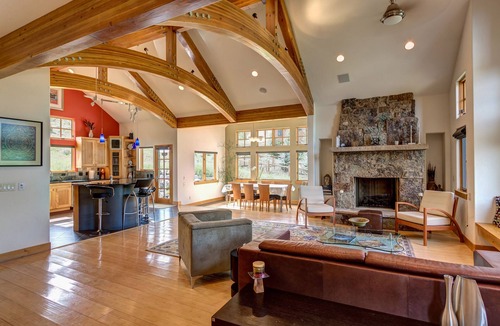 Breckenridge House | Fairview estates custom built gorgeous home!