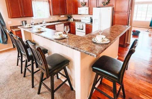 Peyton House | Falcon Retreat! Pet Friendly King Beds