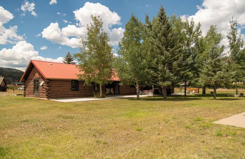 Rio Vista Estates House | Fall Colors Special Price!Grande Escape on the Rio Grande, Sleeps 14 Comfortably