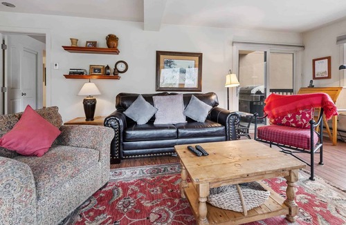 Vail Condo | Fallridge 213 - Sunny One Bedroom