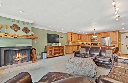 Vail Condo | Fallridge 415 - Bright Two Bedroom