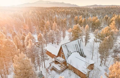 Divide Cabin | Family Cabin-Disc Golf-Hot tub! Direct Forest Access