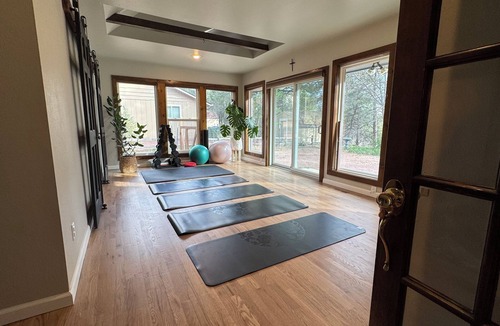 Briargate House | Family-friendly 6-bedroom home with fitness room, patio, and space to unwind