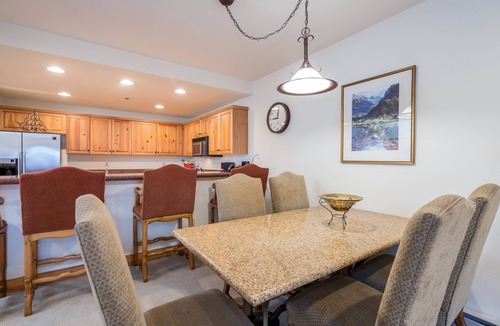 Mountain Village Condo | Family-Friendly 2-Bedroom Condo in Mountain Village With Pool View