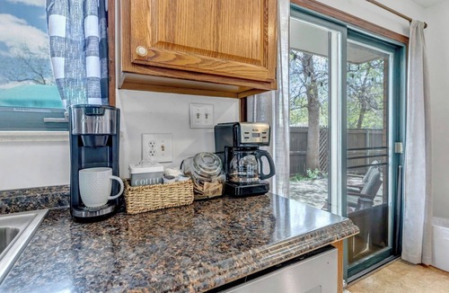 Applewood Villages House | Family Home | Sleeps 10| Near Mountains