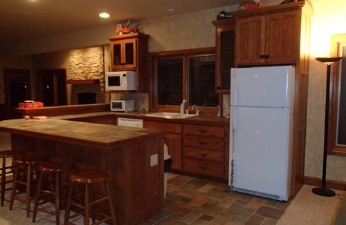 Monument House | Family Reunions, Retreats, Weddings - Sleeps 24, 40 Acres near Air Force Academy