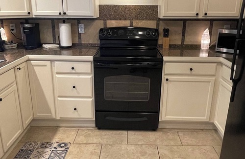 Berkley House | Fantastic Denver Location! 5 mins from every major highway! Mountain & Lake View