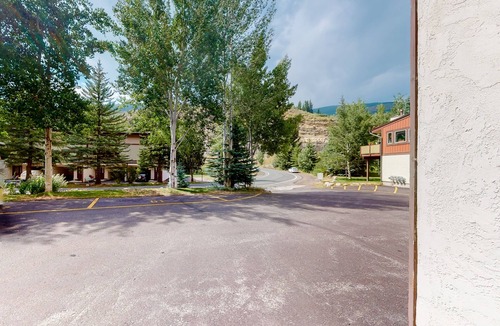 Intermountain Condo | Fantastic gem near skiing & town with fast WiFi, gas grill, & balcony