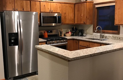 Loghill Village House | Fantastic Townhouse on Golf Course in Ridgway