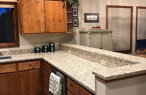 Loghill Village House | Fantastic Townhouse on Golf Course in Ridgway