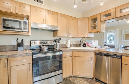 Fruita House | Farmhouse: 82" TV & Pool Table