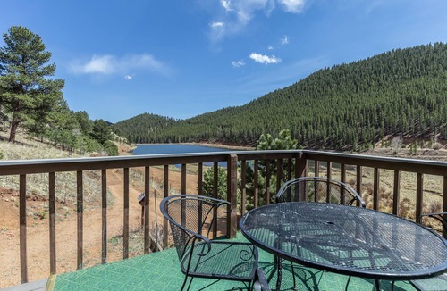 Bailey House | Fawn Haven on the Lake