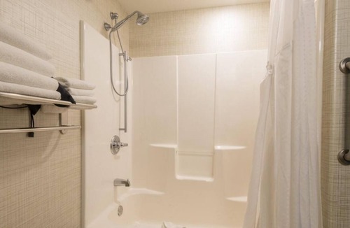 Wheat Ridge House | Few Minutes Away to Museum of Contemporary Art! 4 Fantastic Units