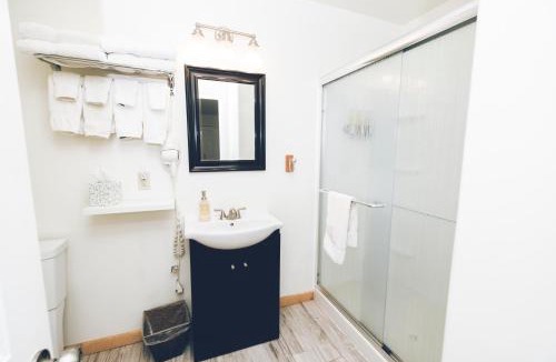 Crestone Apartment | Fifth Dimension Room 1