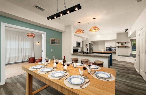 St. Augustine South House | Fire Pit & Patio 10 Min to Historic Downtown