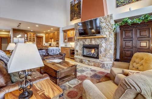 Woodmoor House | Firelight Luxury townhouse