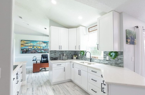 Indian Trails House | Firepit | Bikes | Ping Pong |Luxury Home 15 Min. to Beach