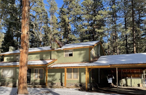 Bayfield House | Fireside - 6 Bedroom, 4 Bath Home