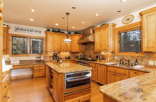 Warrior's Mark West House | Fireside Lodge: Spacious Home w/Hot Tub, Firepit, Shuffleboard, Ski Access