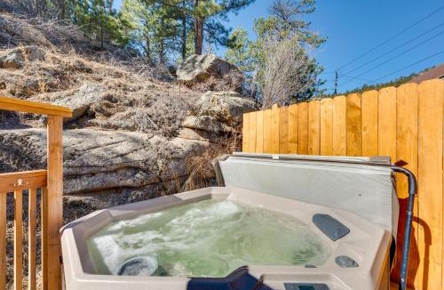 Drake House | Fish, Hike and Unwind Drake Cabin with Hot Tub!
