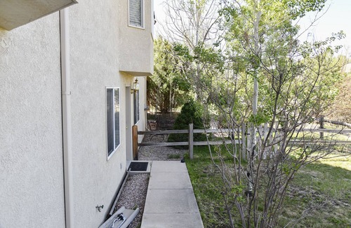 Gleneagle House | Five Minutes to the USAF Academy - Short drive to Garden of the Gods