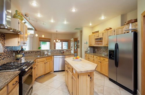 Dalton Ranch House | FIVE-STAR SOUTH DALTON RANCH VACATION HOME