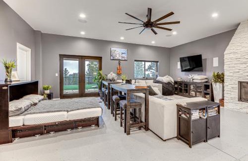Lake George House | Florissant Home with Hot Tub, Putting Green and Views!
