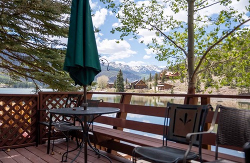 Lake City House | Fly Rod Inn - North Shore #4 - Townhome on the Shore of Lake San Cristobal
