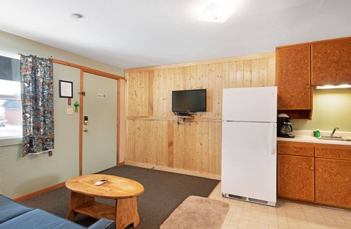South Fork Cabin | Foothills Lodge 2 - South Fork