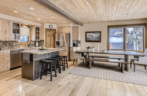 Forest Hills House | Forest Hills Hideaway