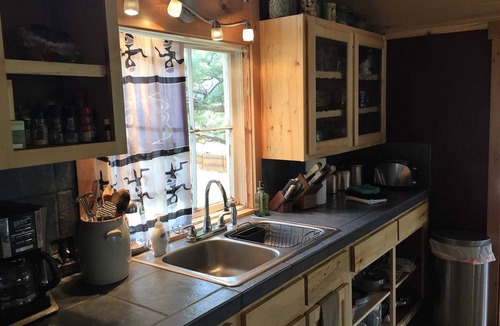 Lake City Apartment | Forget Me Not Cottage - Adorable & Affordable