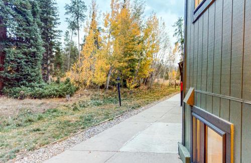 Fraser House | Fraser's Mountain Fantasy
