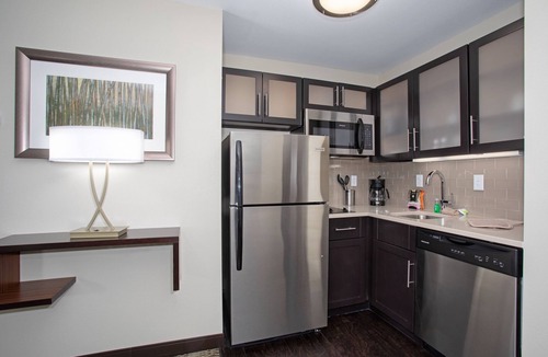 Littleton Condo | Free Breakfast Buffet. Near Red Rocks Amphitheater!
