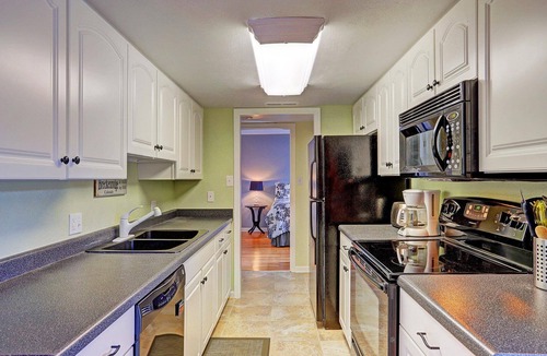 Warrior's Mark Condo | Free SkyCard Act-Remodeled, Close to Town, Gas Fireplace-Ski/Racquet Club B106