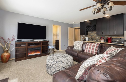 The Reserve House | Frisco 1 - Two Bedroom House, Sleeps 12