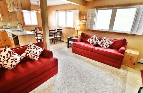 Frisco Condo | Frisco Launchpad– Your Summer Rec Place! Walk to Events, Dining, Shops