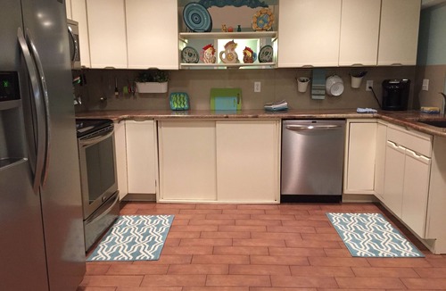 Parker Apartment | Fully Furn Private Apt for Travel Nurses, Executives & Retirees!