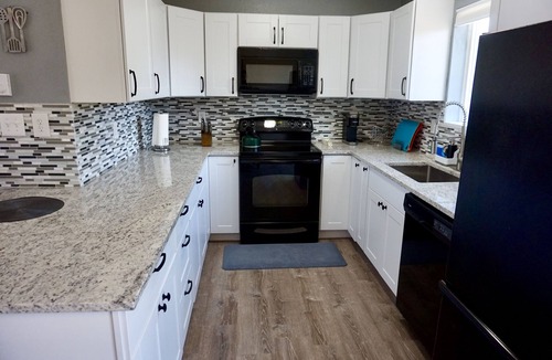 Cedar Village House | Fully Furnished Midtown Home