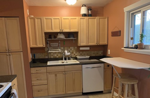 Golden House | Furnished Home in Golden close to N Table and easy commute access