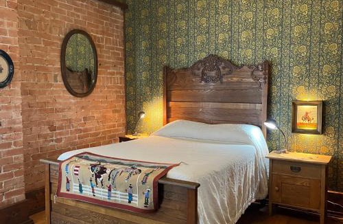 Historic Downtown Durango Bed & Breakfast | Gable House Bed and Breakfast Inn