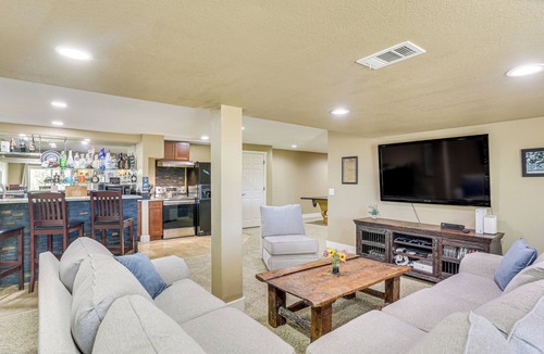 Highlands Ranch Apartment | Game Room, Home Gym & Deck: Littleton Apartment