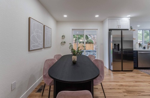 Alta Vista Area House | Game Room- Hot Tub- Sauna & Projector!