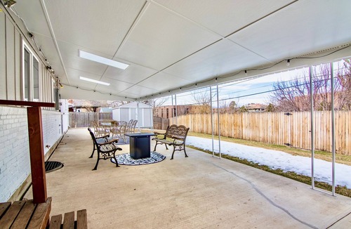 Englewood House | ★Game Room★4 Bedroom (2 King Beds) 3 Bathroom near Arapahoe/I-25