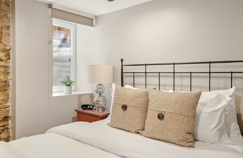 Cheesman Park Apartment | Garden Apartment | Decor Upgrades | Capitol Hill