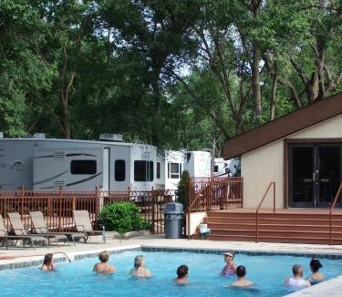 West Colorado Springs Resort | Garden of the Gods RV Resort